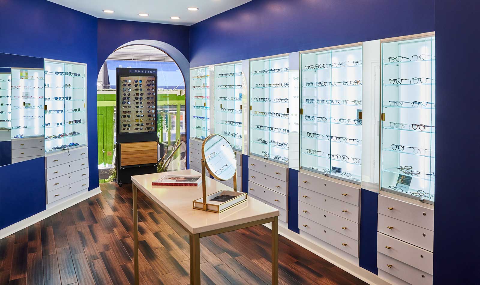 Schedule your eye exam and browse eyeglasses and sunglasses at InnerVision Eyewear in Rittenhouse Square.